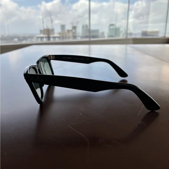 Ray-Ban Classic Black Sunglasses made in Italy - Picture 7 of 13